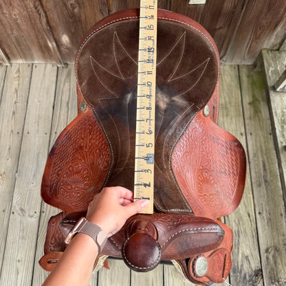 16" American Saddle