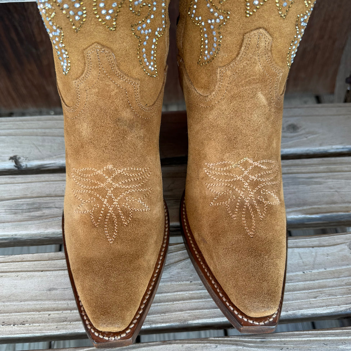 Classy Tan Suede | Roper Womens