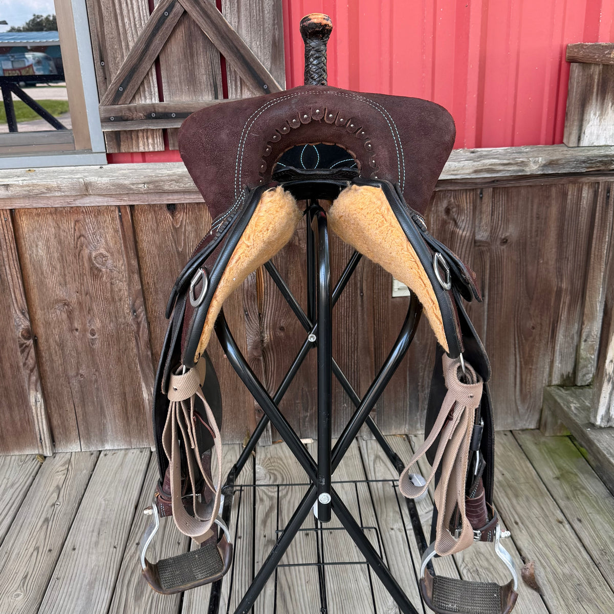 13.5" Wide Horse Tack World