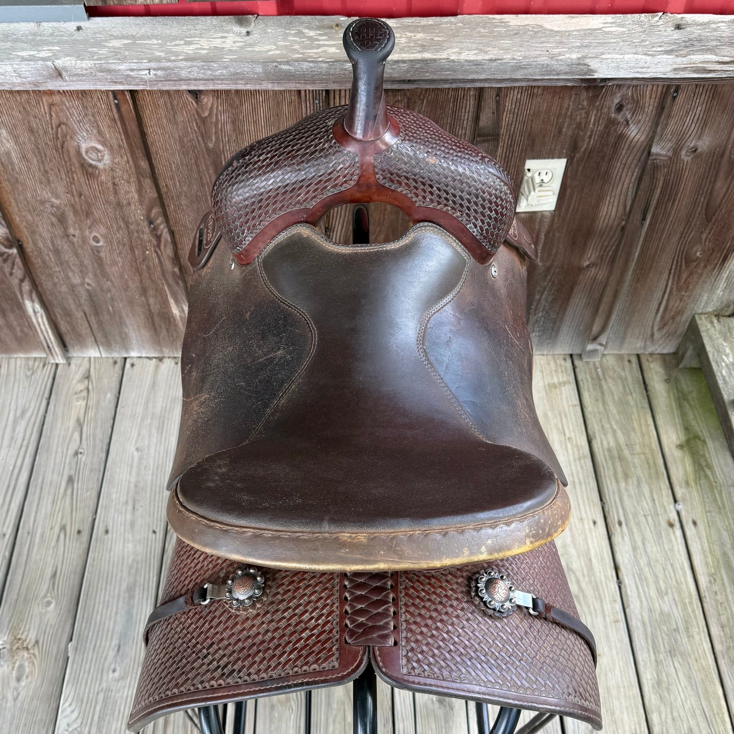 15" DHS All Around Saddle