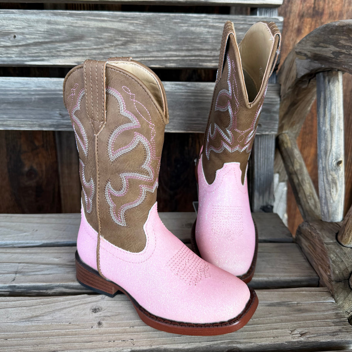 Pink Glitter Gretchen | Roper Girls