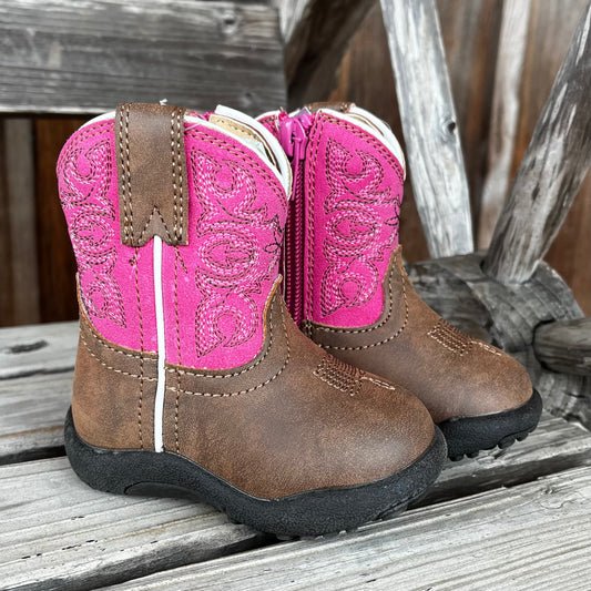 Ainsley Pink | Roper Girls