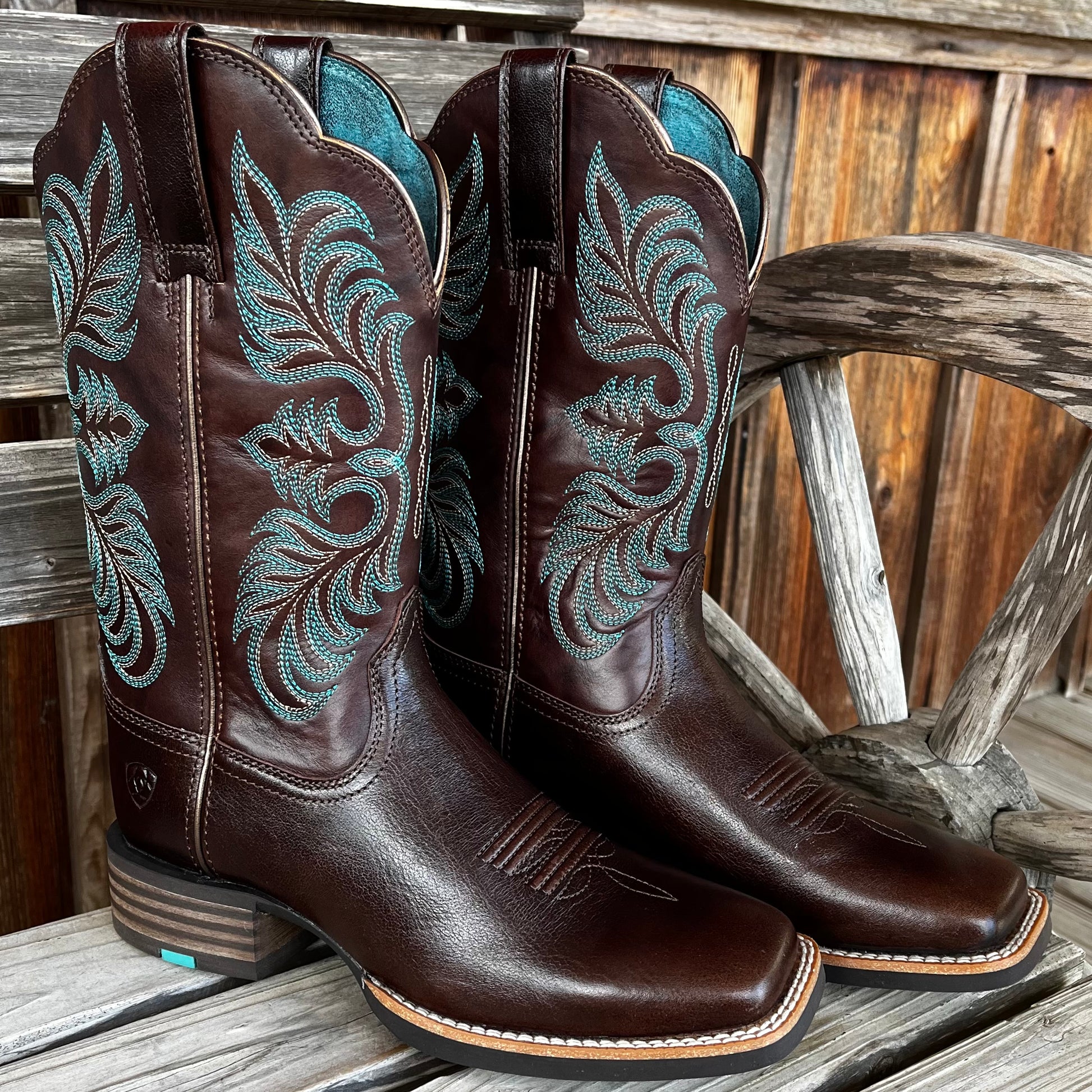 Leather Ariat Women's Breakout Western Boot Ariat Women's