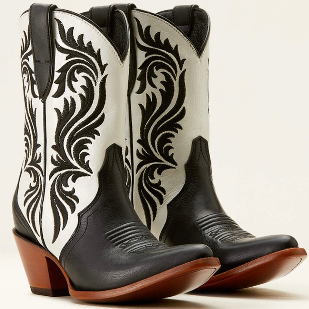 Black Antonia | Ariat Womens