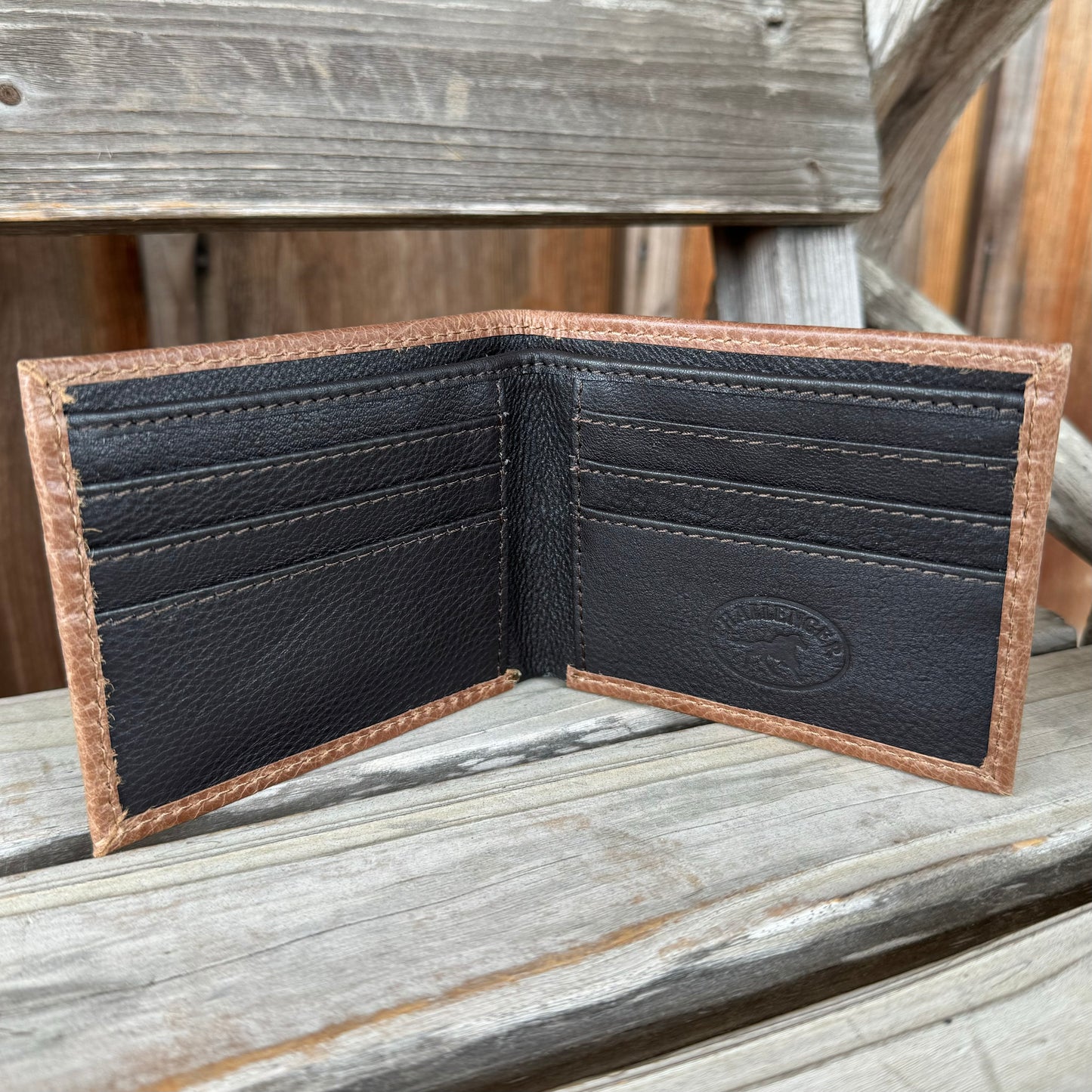 Distressed Flag Bi-Fold | Challenger