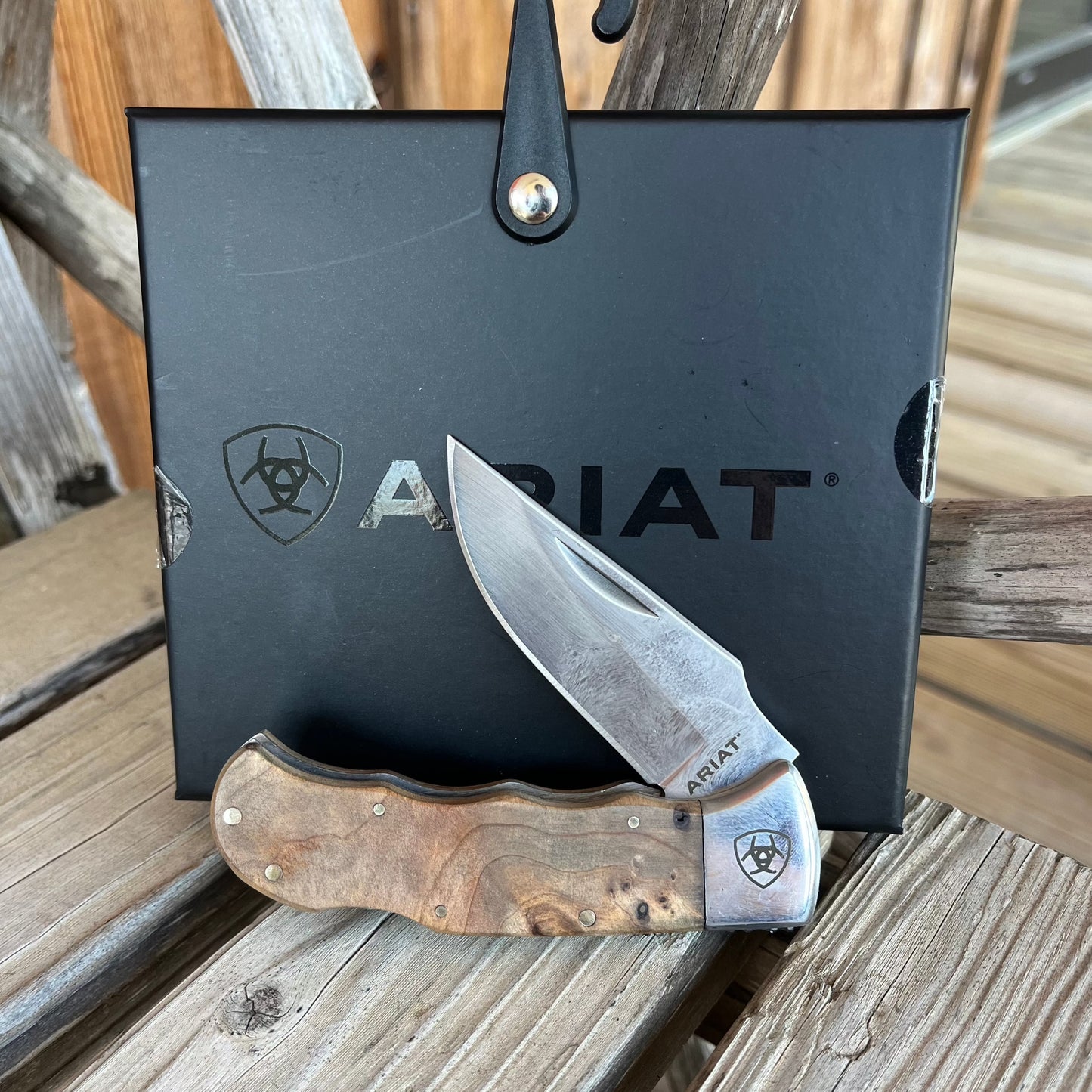 Ariat Folding Pocket Knife